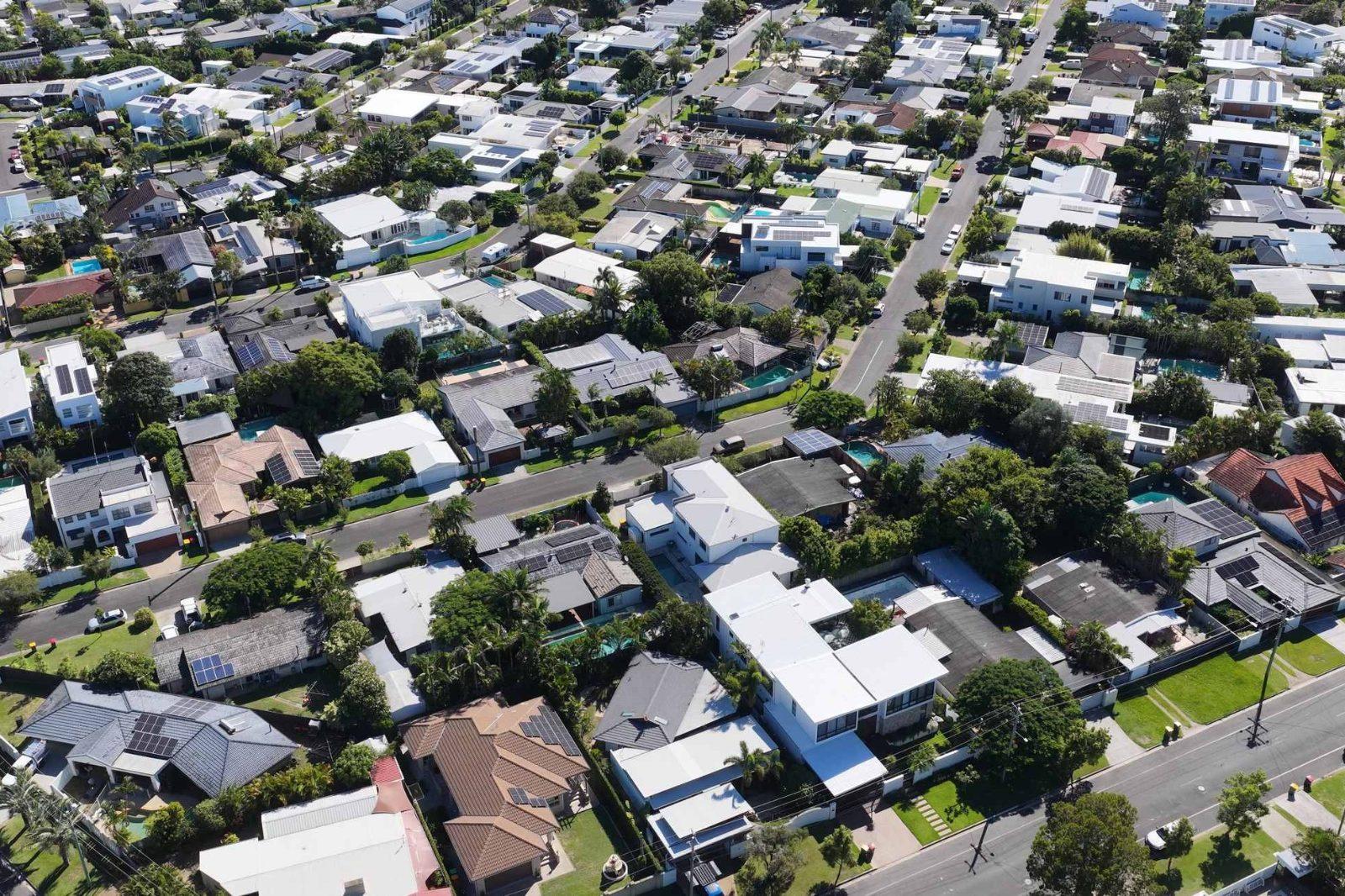 Sunshine Coast's six-figure earners still facing rental stress